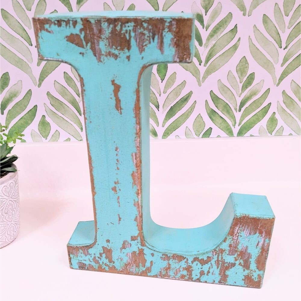 Rustic Chic Letter "L" Wall Decor - Picture 4 of 7